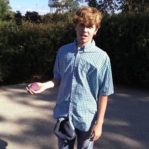 Meet your Posher, Jonathan